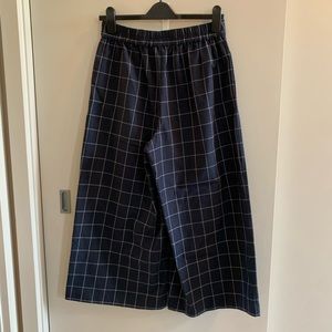 Navy wide leg pant